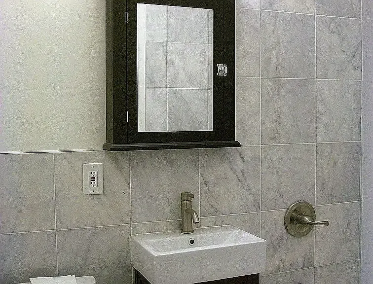 344-346 E 58th St #2A — Photo 3