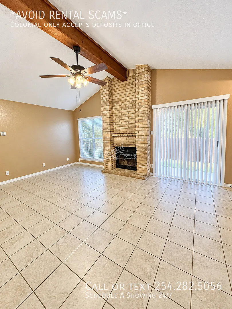3 bed, 2.0 bath, 1120 sqft, $1,295 — Photo 3