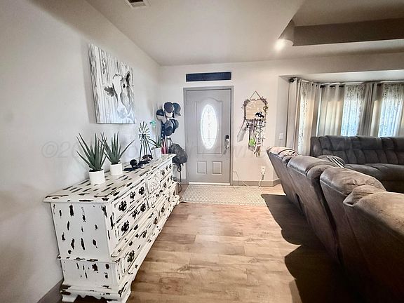 4th image of 5496 W Road R