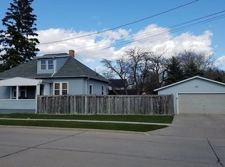 4021 Broadway St, Manitowoc, WI 54220