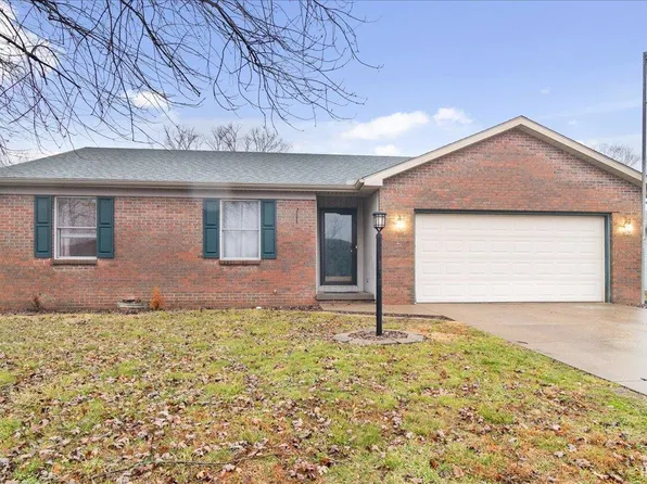 6044 Yosemite Dr, Newburgh, IN 47630