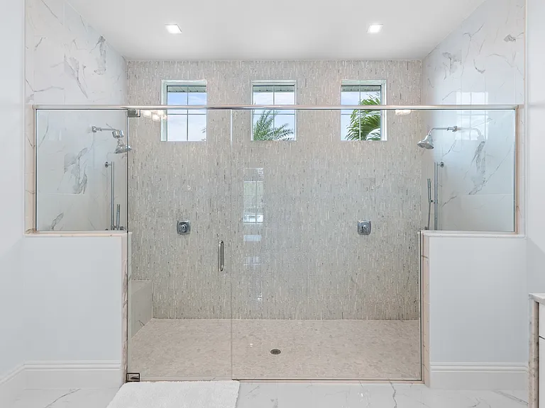 8955 Redonda Dr — Photo 20