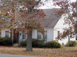 909 Rice St, Hamlet, NC 28345