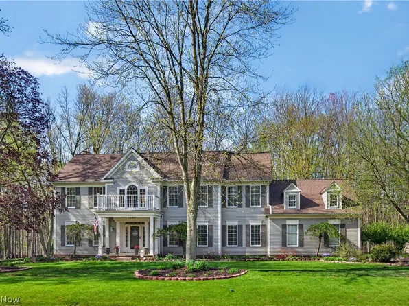 7663 Herrick Park Dr, Hudson, OH 44236