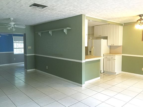 5th image of 4694 31st Ave N
