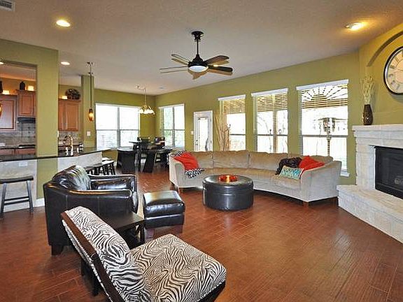 2nd image of 619 Artisan Way