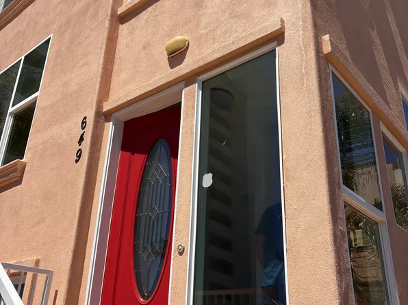 649 Chalcedony St, San Diego, CA 92109