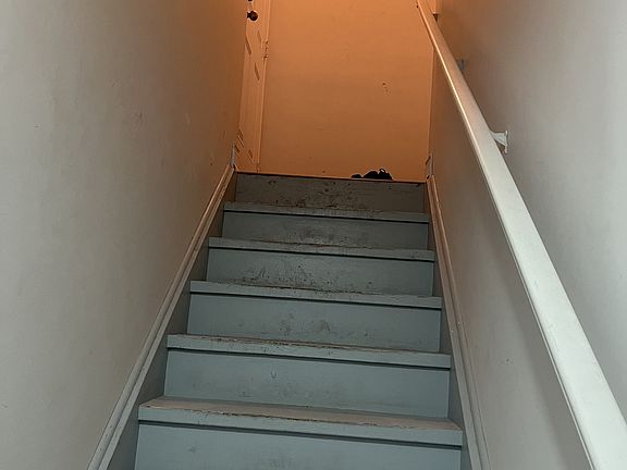 2nd image of 19 Pentonville Rd