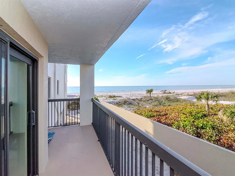 3200 Gulf Blvd #103 — Photo 27