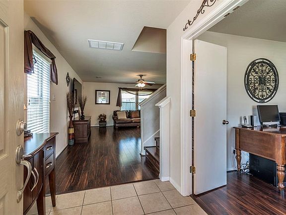 4th image of 5 Diamond Oak Dr