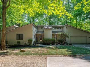 7305 W River Rd, Yorktown, IN 47396