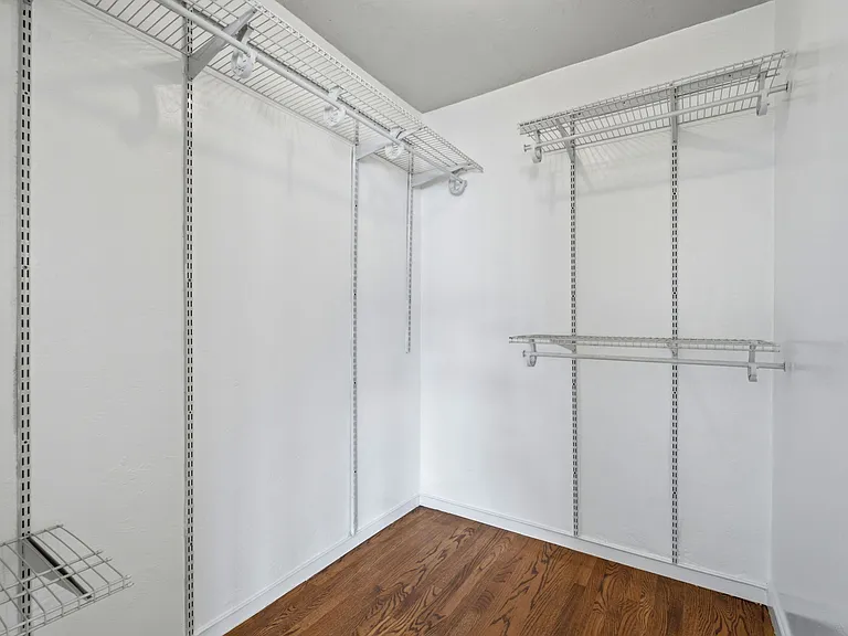 1680 Grove Way — Photo 10