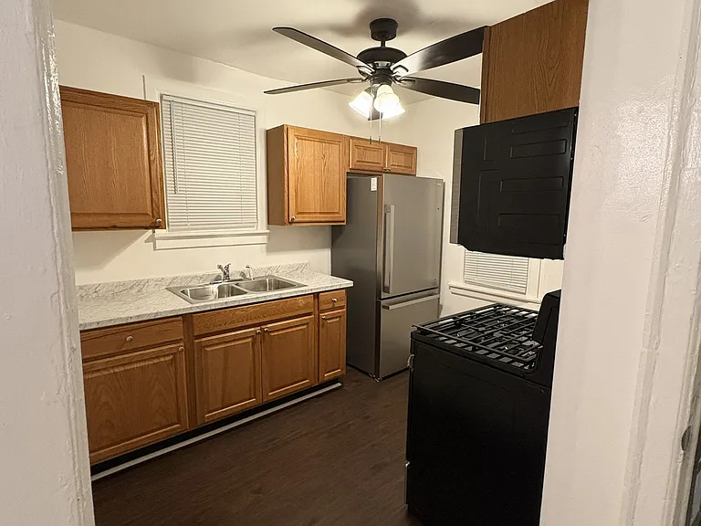 14289 Cherrylawn St — Photo 3