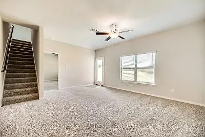 804 Jackel Dr — Photo 6