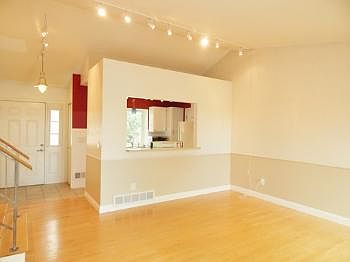2nd image of 1008 Alsace Way