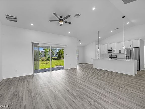 5th image of 2117 NW 10th Ter