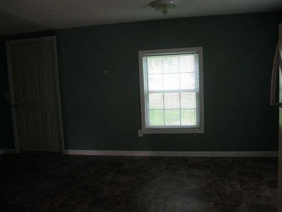 5th image of 114 S Herrington St