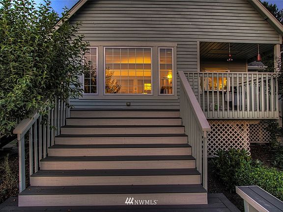 Back deck with covered barbeque area