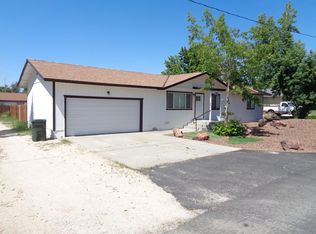 1398 Topaz Ln, Gardnerville, NV 89460