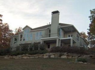 38 Canada Dr, Branson West, MO 65737