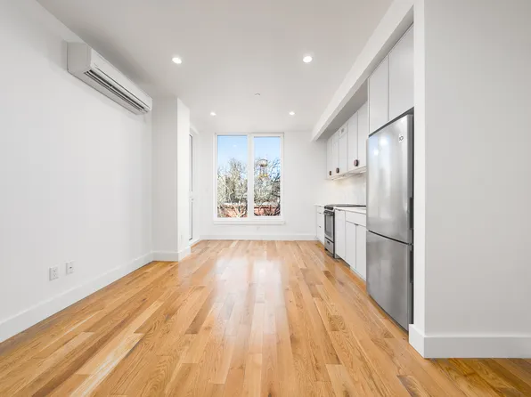 33 Franklin Street image 1 of 14