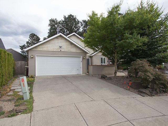 1st image of 1698 SE 62nd Ave