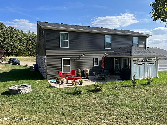 3rd image of 802 Jace Dale Ct