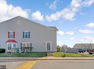 9350 Fringe Tree Ln, Manassas, VA 20110