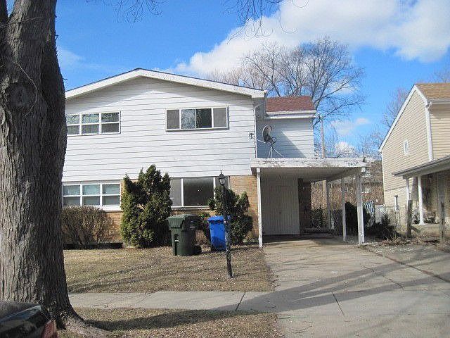 1st image of 9402 Meadow Ln
