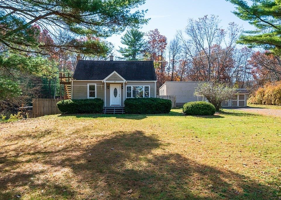 65 West St, Granby, MA 01033 Zillow