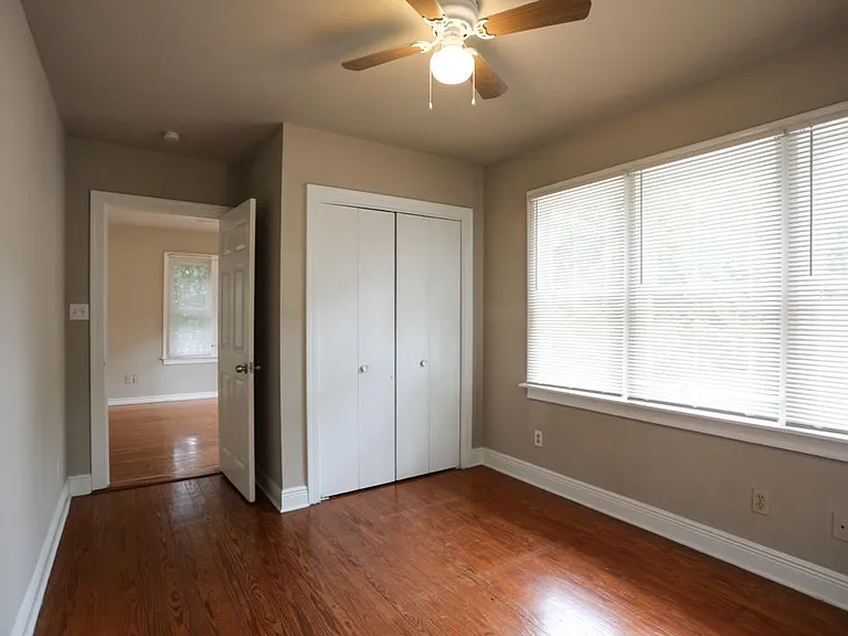 4903 Caswell Ave — Photo 15