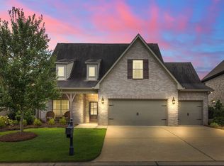 345 Strathaven Cir, Pelham, AL 35124