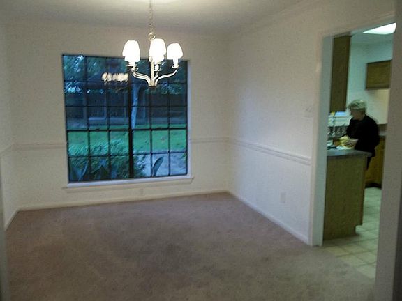 2nd image of 2648 Sawyer Dr