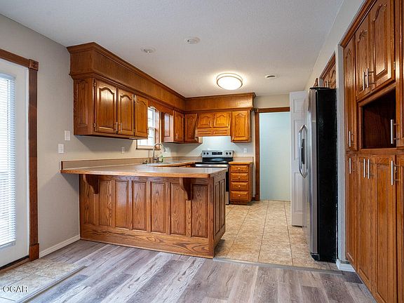 5th image of 710 Briarbrook Drive