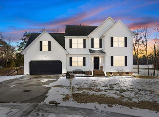 404 Adorn Ct, Suffolk, VA 23434