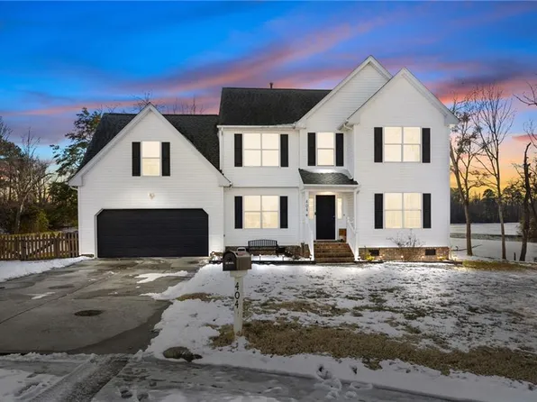 404 Adorn Ct, Suffolk, VA 23434