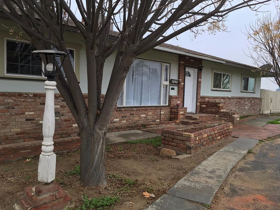 1st image of 1265 N 10th Ave