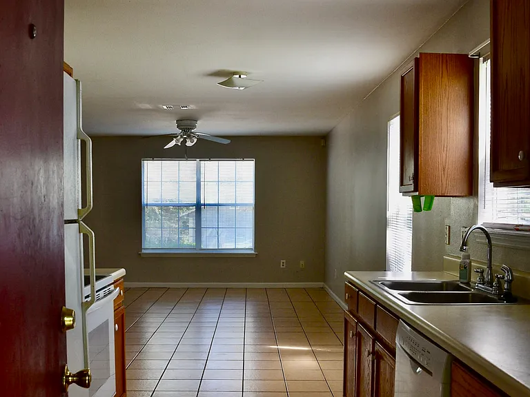 804 N Woodward Ave #A — Photo 34