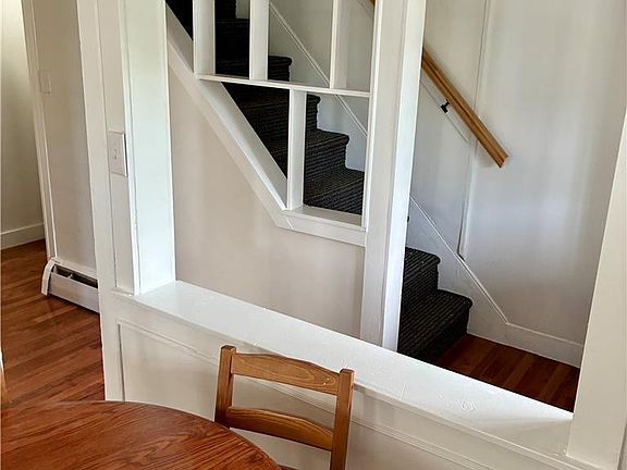 5th image of 7 Walnut St