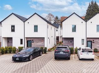 10350 Wallingford Avenue N #B, Seattle, WA