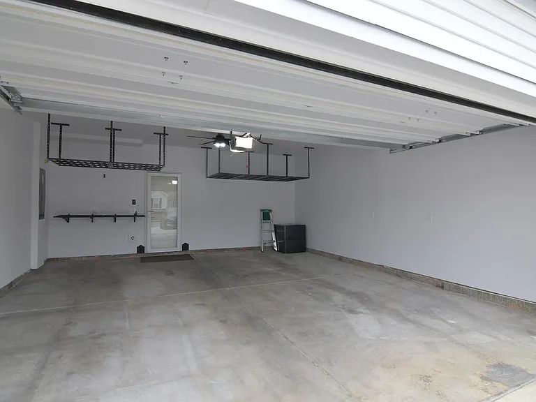 164 Broadmoore Blvd — Photo 34