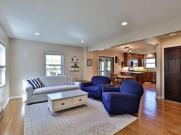 3rd image of 4161 Paxton Woods Ln