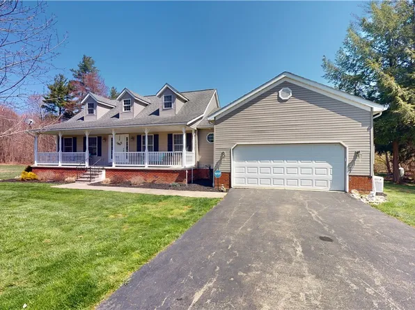 7071 Padanaram Rd, Andover, OH 44003