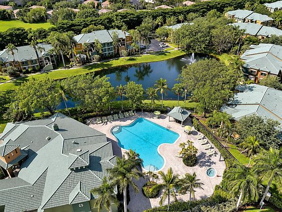 Unwind at Weston Place Apartments, where serene views and a sparkling pool create the perfect retreat. Immerse yourself in luxurious living surrounded by lush landscapes. Don't miss your chanceschedule a tour today!