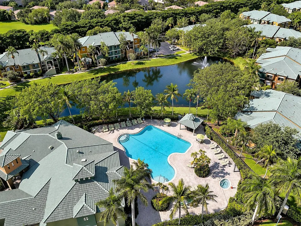 Unwind at Weston Place Apartments, where serene views and a sparkling pool create the perfect retreat. Immerse yourself in luxurious living surrounded by lush landscapes. Don't miss your chanceschedule a tour today!