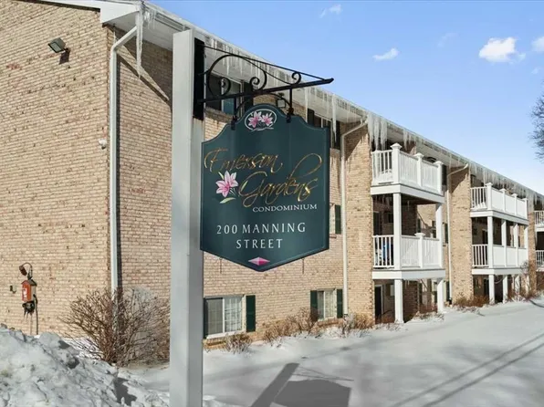 200 Manning St APT 20A, Hudson, MA 01749