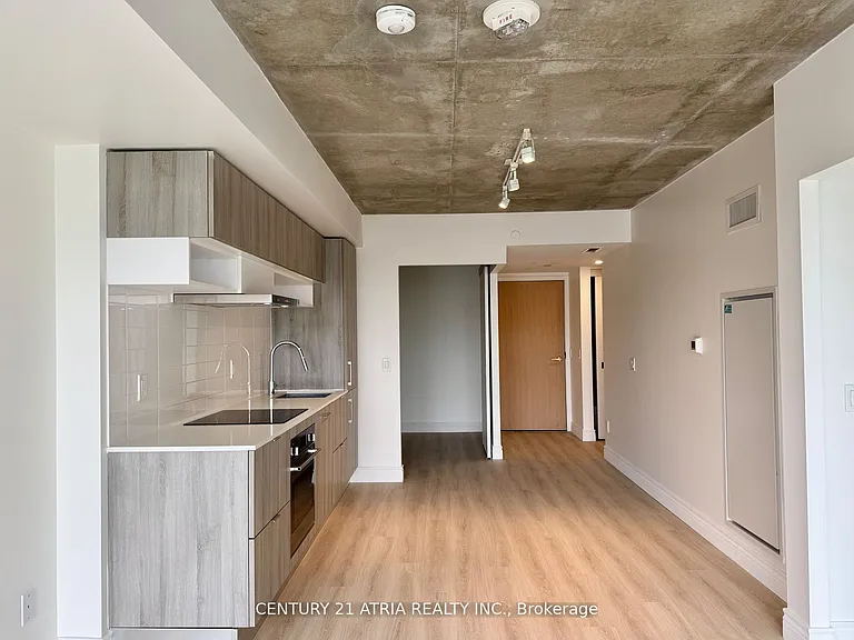 8 Hillsdale Ave E #731 — Photo 14