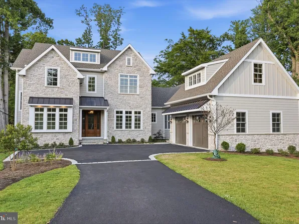39 East St, Doylestown, PA 18901