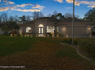 10157 Lenox Blvd, Weeki Wachee, FL 34613