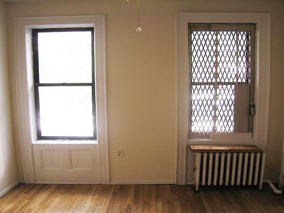 3rd image of 714 Amsterdam Ave APT 5